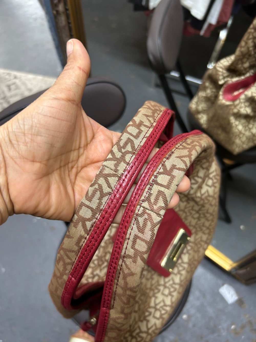DKNY Beige Monogram Hobo with Red Trim - Picture 10 of 10